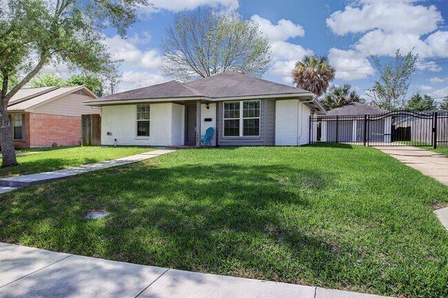 Foto del edificio - 4017 Newshire Dr