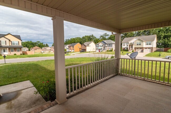 Building Photo - Pet Friendly Four Bedroom!