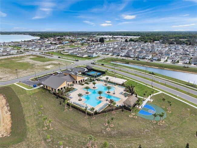 Foto del edificio - 3071 Totem Rd