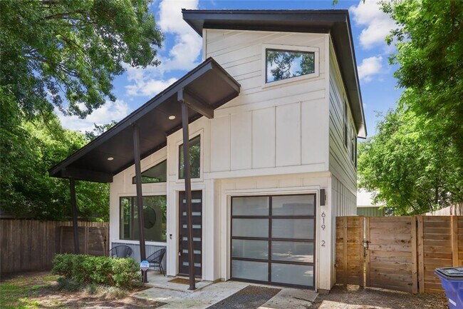 Building Photo - 619 Hammack Dr