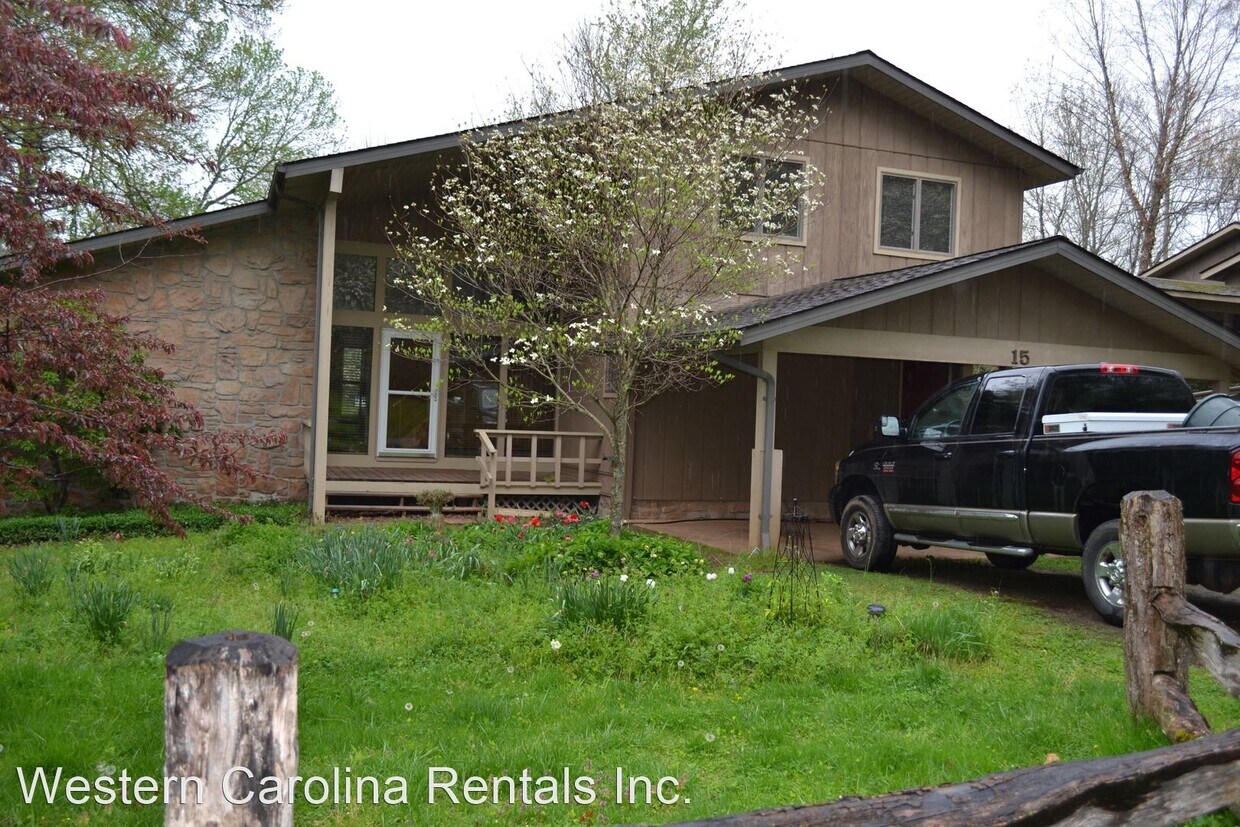 Primary Photo - 3 br, 2.5 bath House - 15 Teal Ln