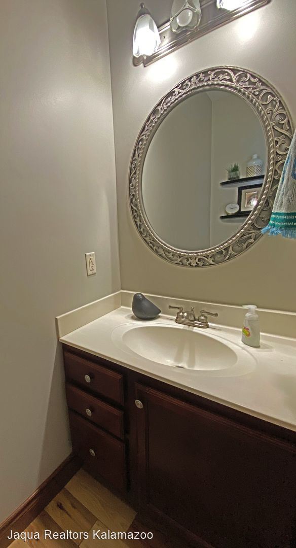 Foto del edificio - 4 br, 3.5 bath House - 7270 Owen Drive