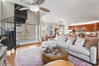 Building Photo - 1628 Briarcliff Rd NE