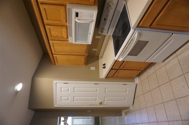 Foto del edificio - 2972 Turners Meadow Rd