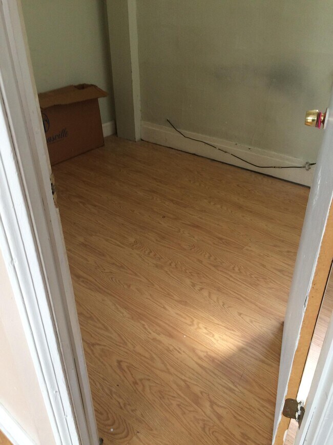 First floor bedroom/office - 180 W Delavan Ave