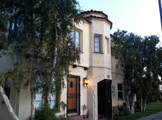 Foto del edificio - 774 Redondo Ave