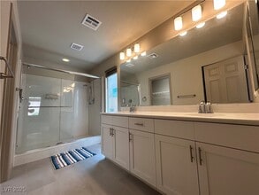 Building Photo - 9805 Fox Estate St