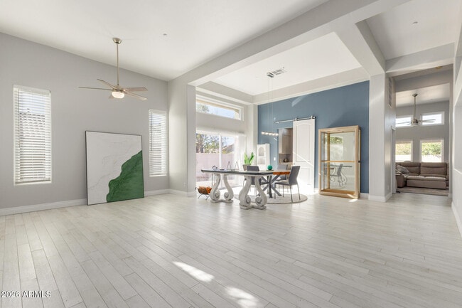 Foto del edificio - 9690 N 118th Pl