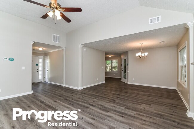 Foto del edificio - 414 Spring Falls Dr