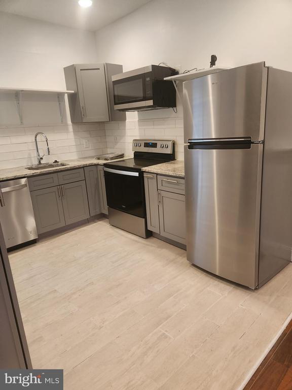 Foto del edificio - 2524 N Marston St
