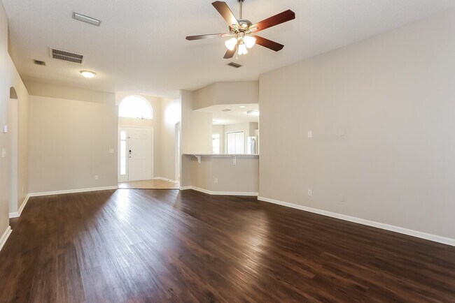 Foto del edificio - 1771 Moss Creek Dr