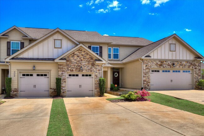 Building Photo - 504 Vinings Dr