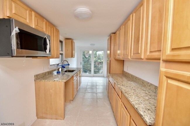 Foto del edificio - 4 Acorn Trail