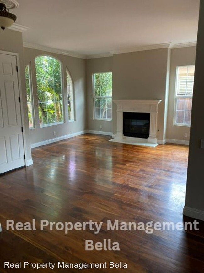 Building Photo - 5 br, 4.5 bath House - 38889 Cherry Point ...