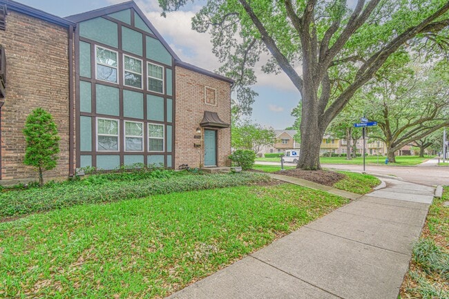 Building Photo - 10502 Hammerly Blvd