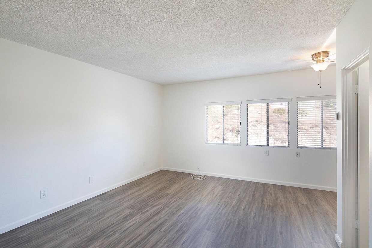 Foto principal - Large Studio in Mission Hills + Parking an...