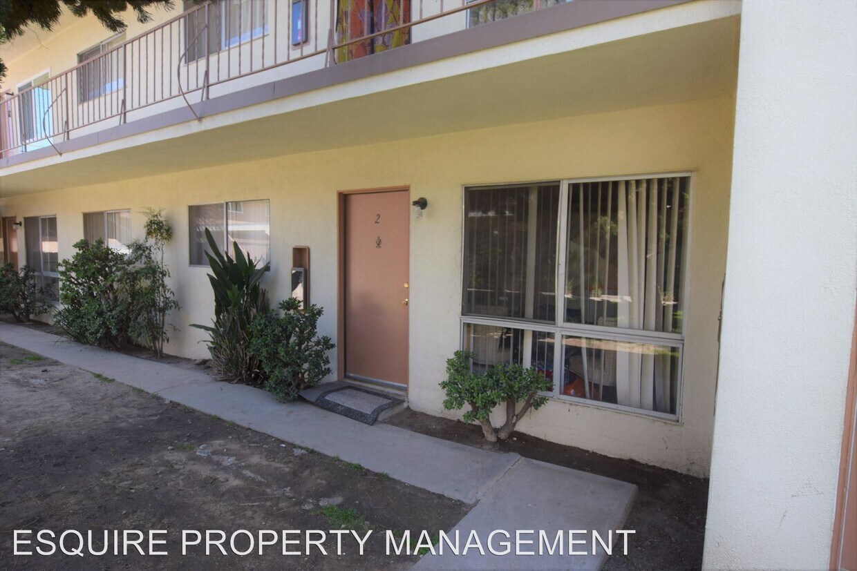 Primary Photo - 2042 N Ventura Rd