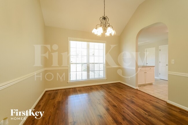 Building Photo - 237 Silverstone Ln