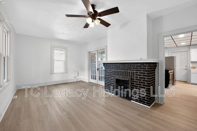 Building Photo - 316 Harrison St