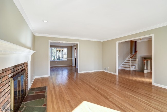 Foto del edificio - 771 Knollwood Terrace
