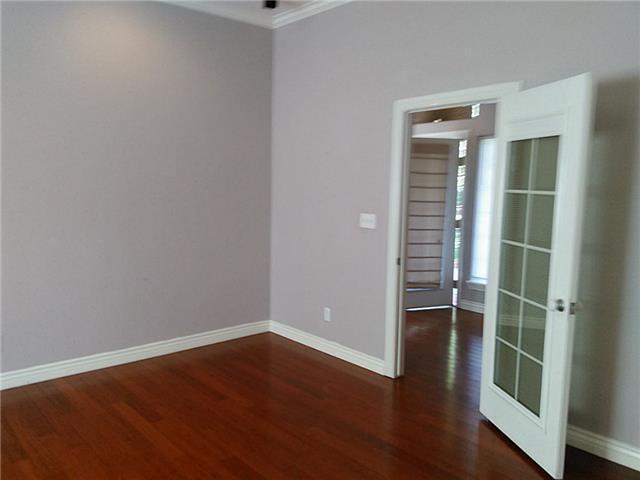Building Photo - 701 La Mancha Ct
