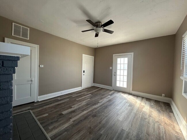 Photo - 5207 Montgomery Rd Apartment