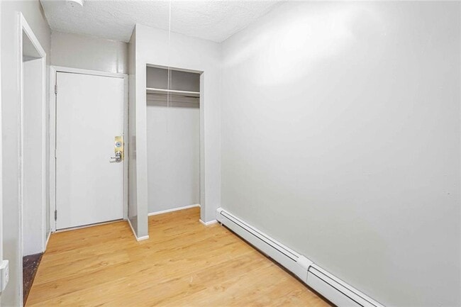 Building Photo - 126 Sumner Ave