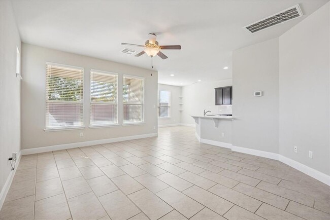 Building Photo - 1036 Chad Lp