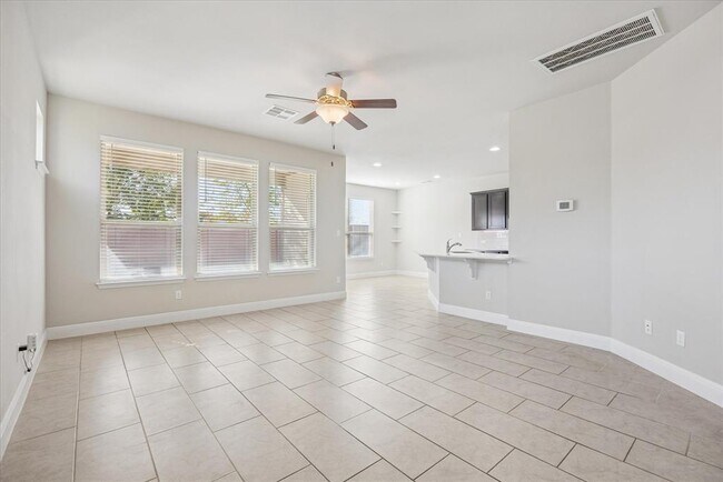 Foto del edificio - 1036 Chad Lp