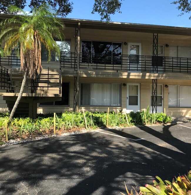 1257 Drew St Unit 12, Clearwater, FL 33755 Condo for Rent in Clearwater, FL