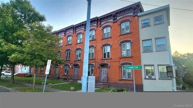 Building Photo - 61 S Hamilton St