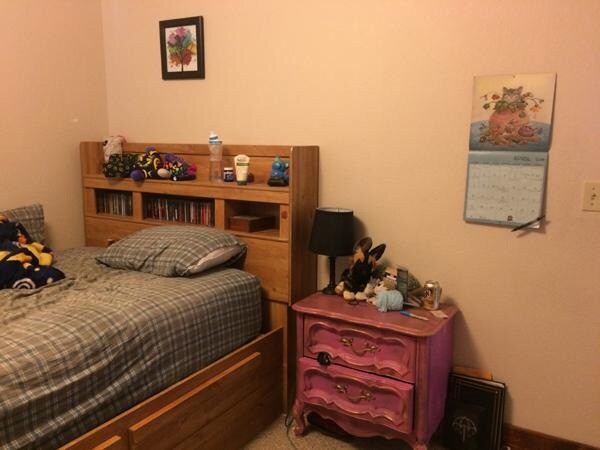 Bedroom - 1212 E Gibbon St
