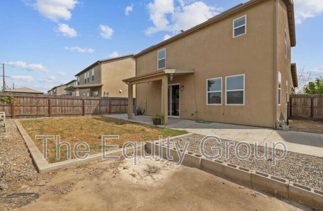 Building Photo - 641 S Laguna St
