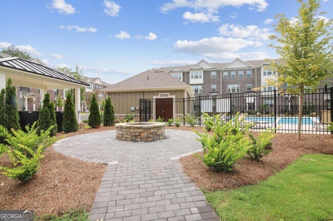Foto del edificio - 1437 Halstead Pl