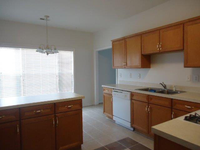 Foto del edificio - 329 Egret Ct