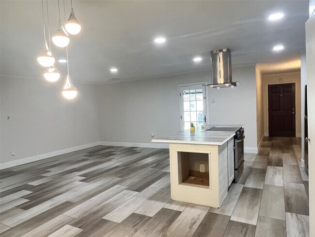 Building Photo - 4407 Kevinkay Dr