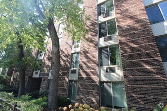 Building Photo - 2230 N Orchard St