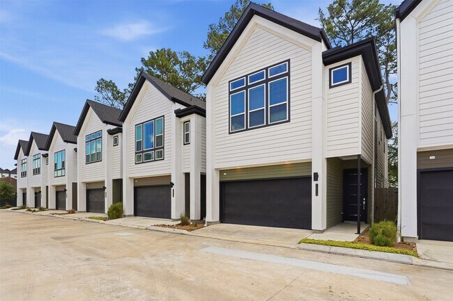 Foto del edificio - 1113 Highland Square Ln