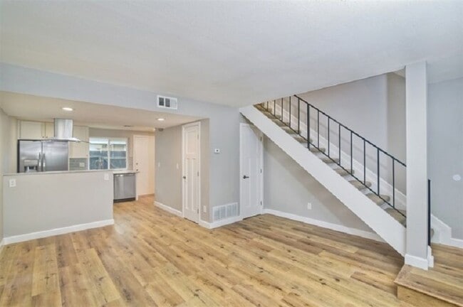 Foto del edificio - 2520 Wanek Rd