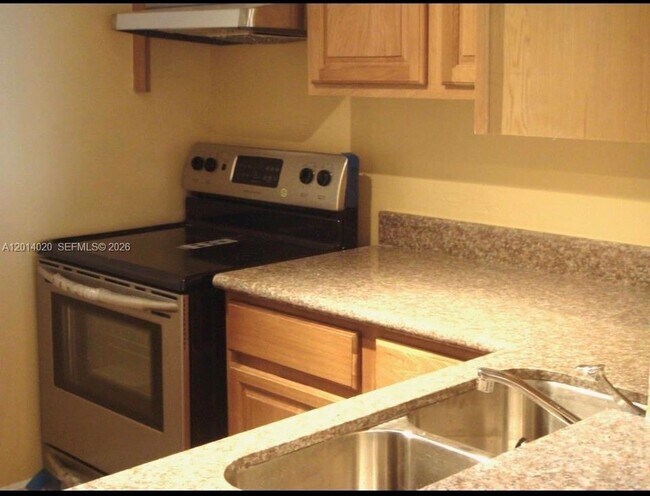 Foto del edificio - 9125 SW 77th Ave