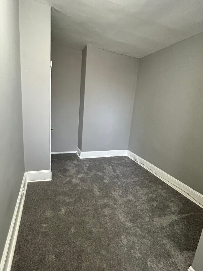 Building Photo - 2029 S Frazier St