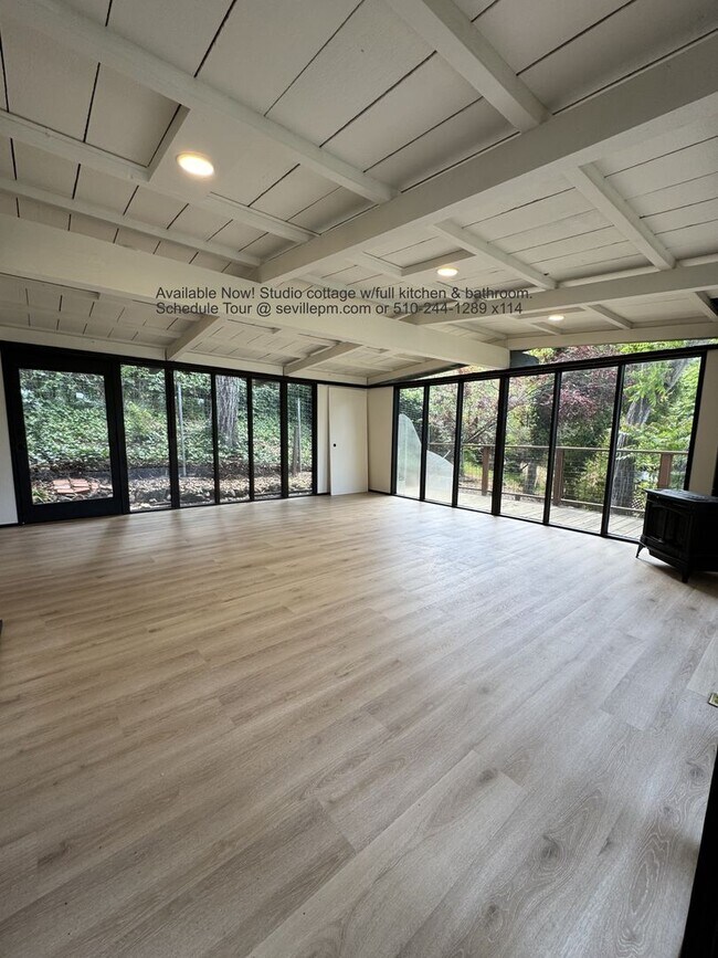 Foto del edificio - A KENSINGTON HILLS UNIQUE SERENE STUDIO Co...