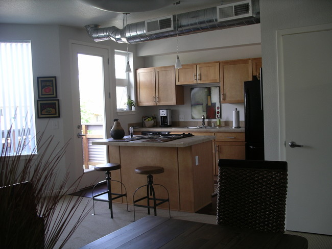 Foto del edificio - 2810 E College Ave