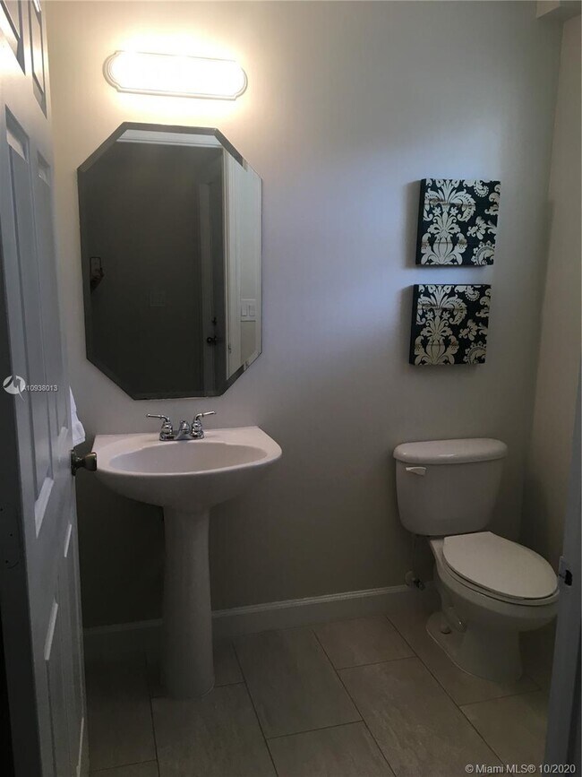 Foto del edificio - 11615 NW 26th Ct