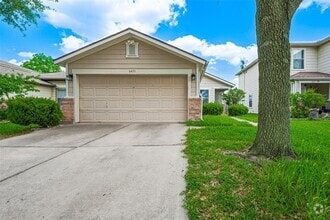 Building Photo - 8435 Westknoll Ln