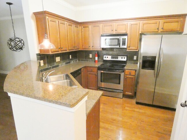 Foto del edificio - 107 Riverhaven Pl