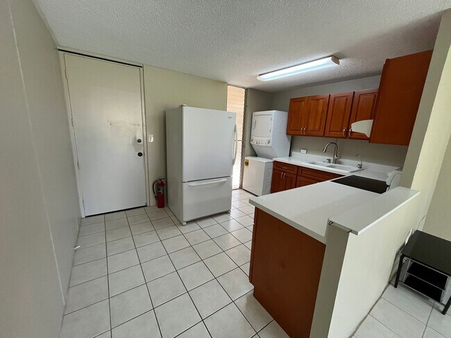 Foto del edificio - Valleyview Melemanu (Mililani) - 1 bedroom unit with remodeled kitchen and parking