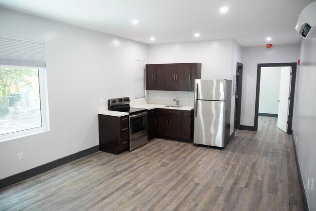 Foto del edificio - 1020 SW 23rd Ave