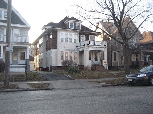 Building Photo - 2919 N Maryland Ave
