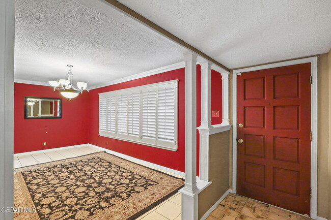 Building Photo - 1827 Mike Hill Dr
